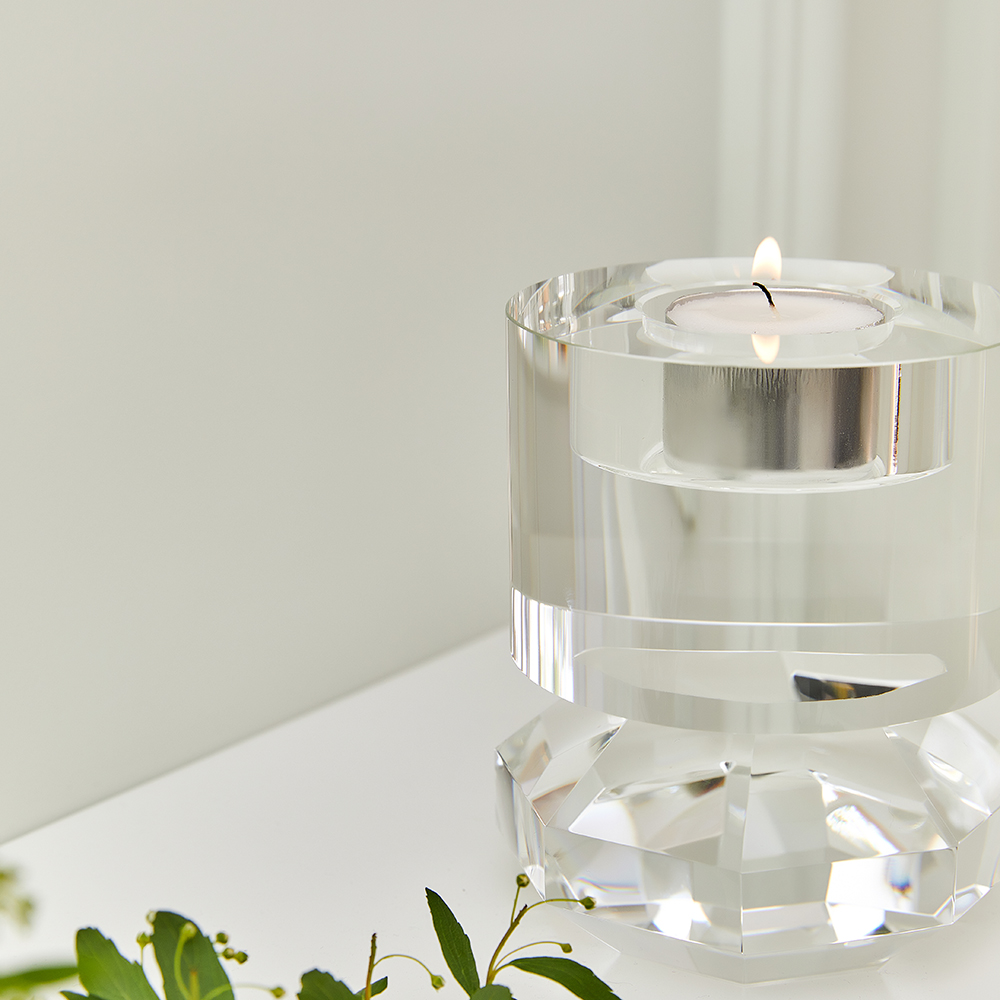 White transparent cylindrical crystal candle holder